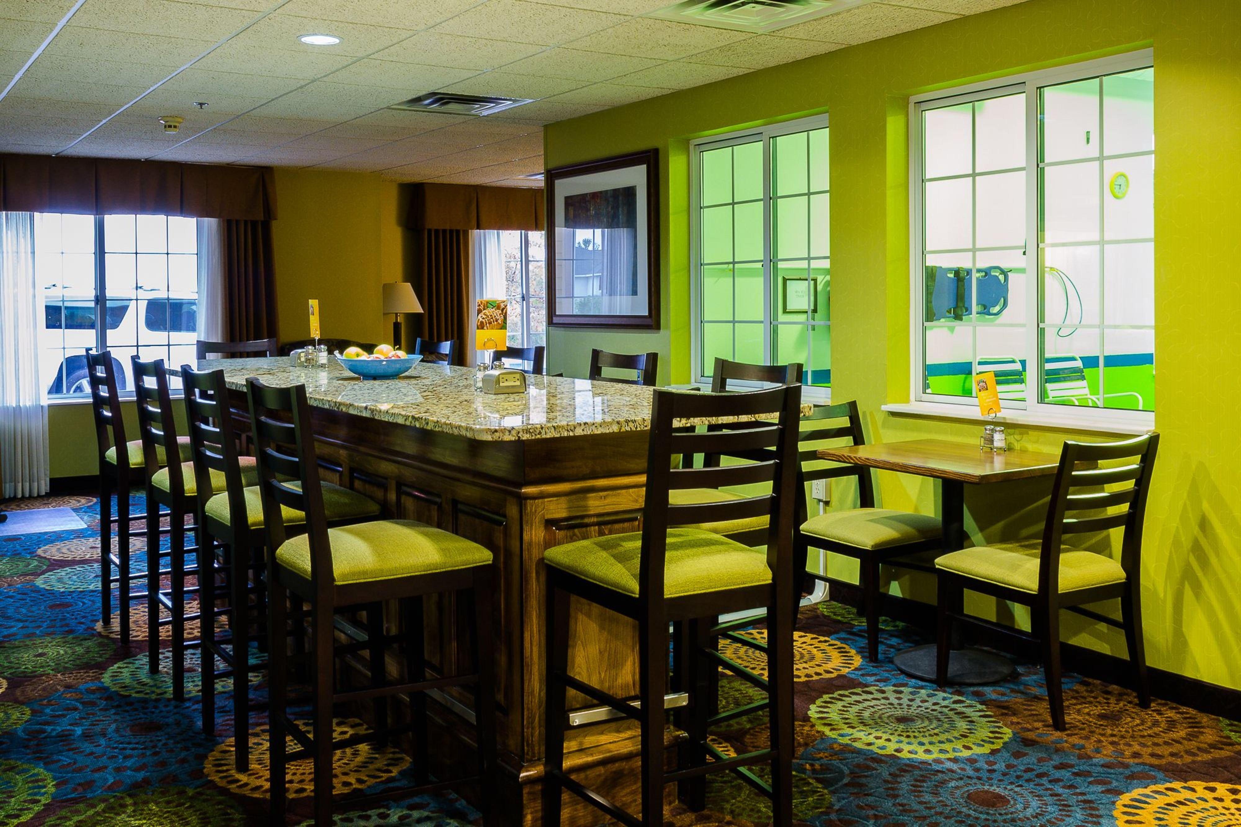 Holiday Inn Express Hotel & Suites Acme-Traverse City By Ihg Экстерьер фото